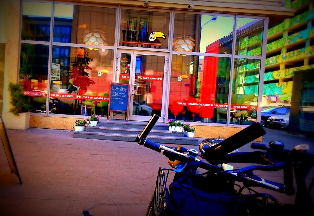 Wdj Hostel Warsaw Exterior photo